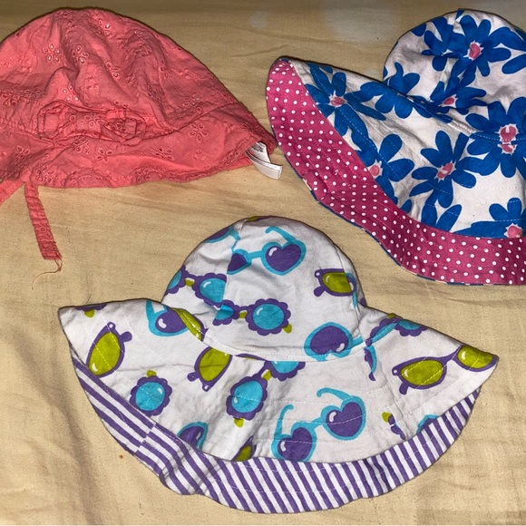 7 summer outfits/ 3 hats interchangeable - Picture 2 of 7